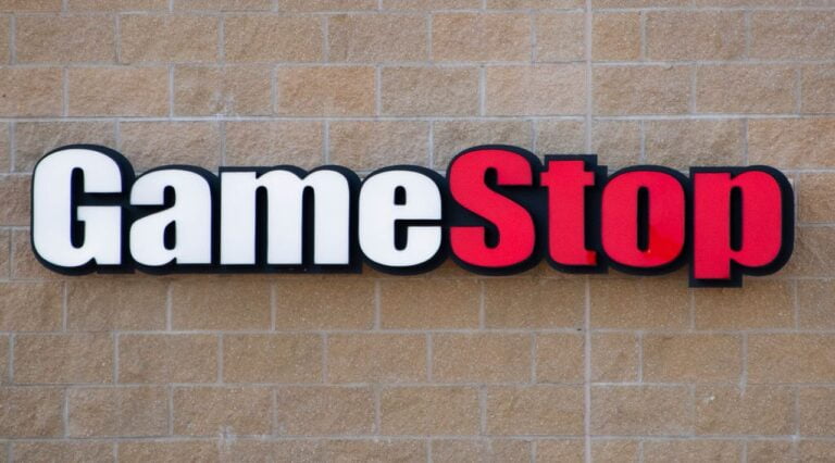 GameStop CEO’su 587.000’den Fazla Hisseyi Kaybetti