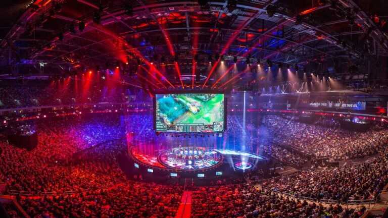 Riot Games Worlds 2020 Finalini Seyircili Yapabilir!