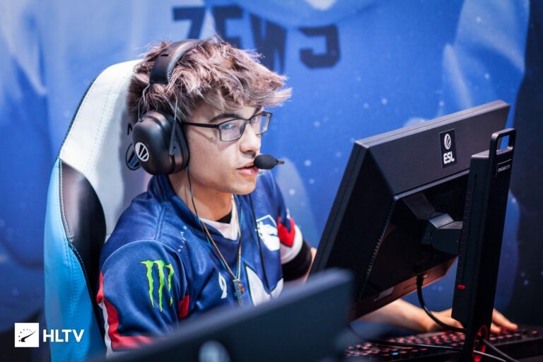 Twistzz, FaZe Clan İle Görüşüyor!