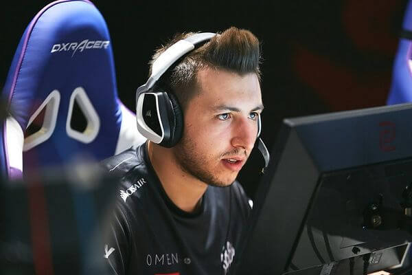 XANTARES Twitch’ten Süresiz Ban Yedi!