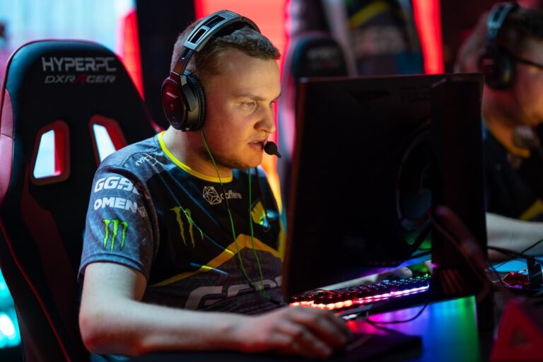 NAVI flamie serbest