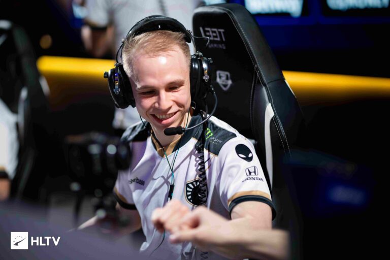 HLTV Top 20 Players of 2021: EliGE #19