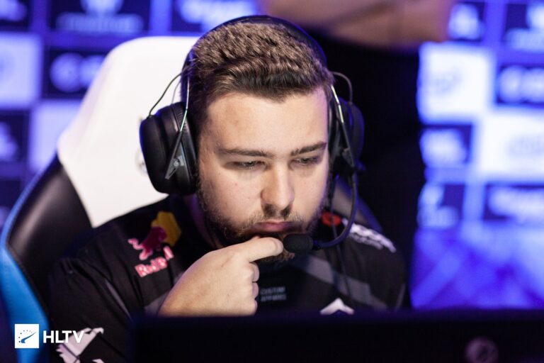 order hltv roster