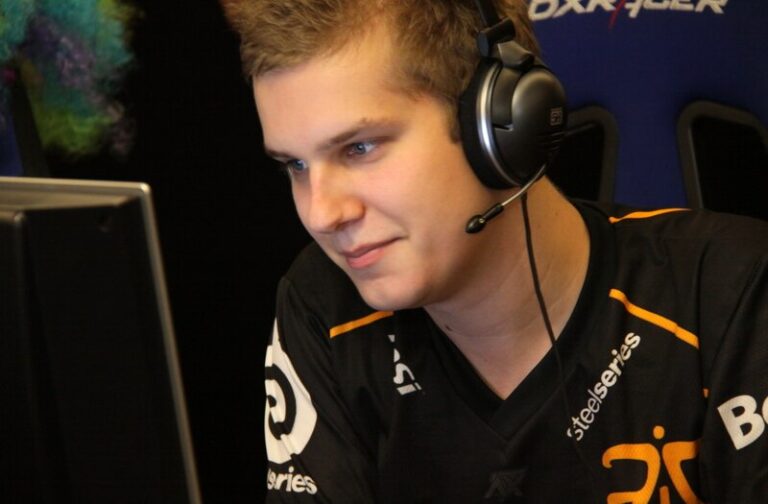 f0rest to stand-in for Fnatic at Pinnacle Cup Championship 2022!