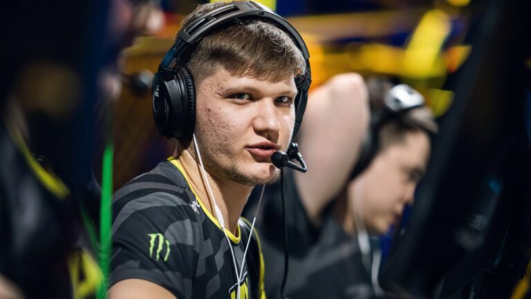 s1mple Fenerbahçe taraftarına tepki gösterdi