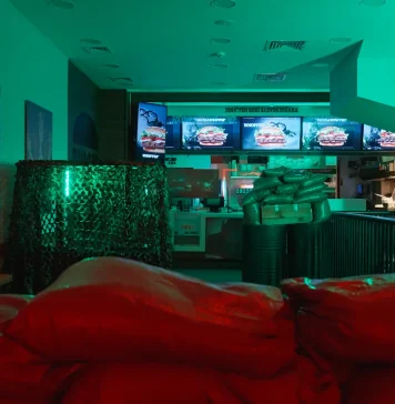 Burger King’de Gece Yarısı Call of Duty Heyecanı