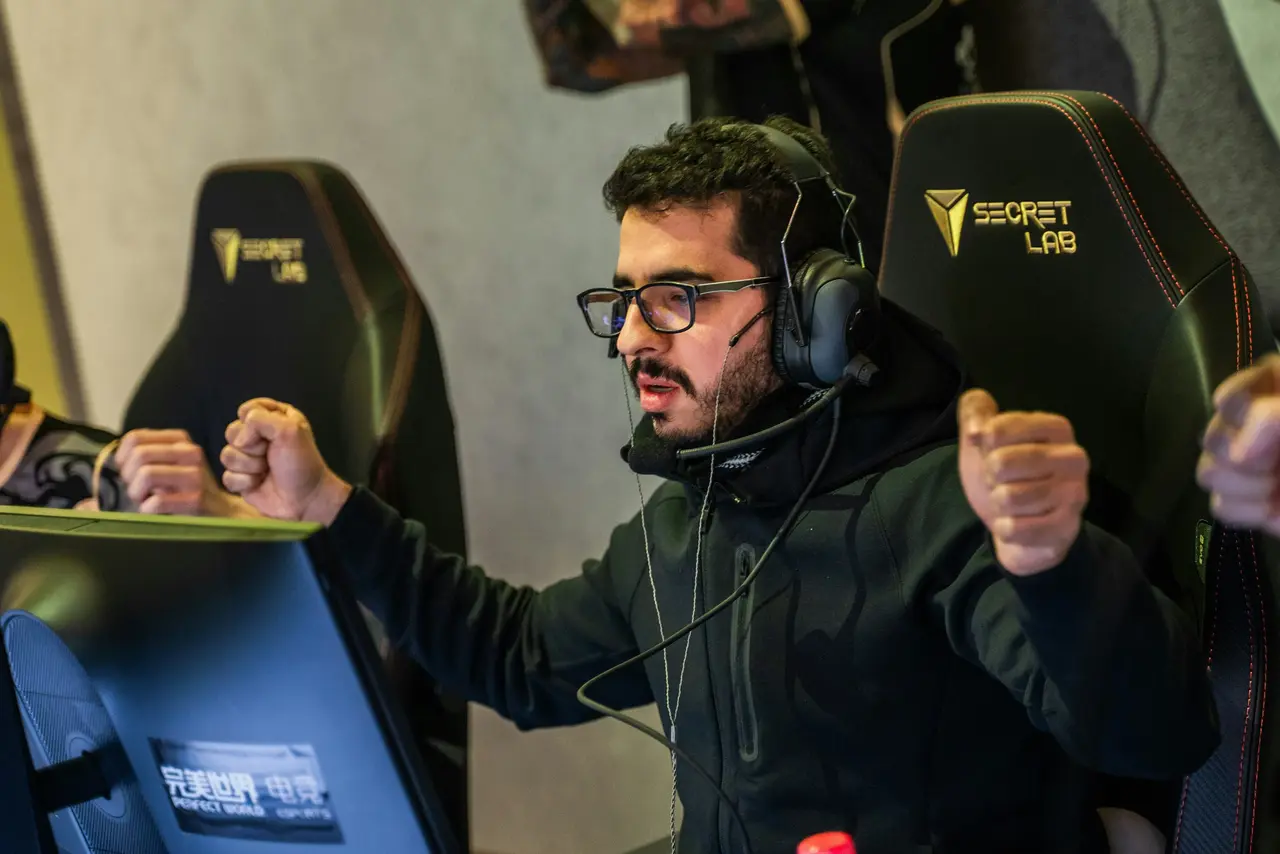 JiJieHao Parts Ways with ISSA and Welcomes BOROS Back! JiJieHao Parts Ways with ISSA and Welcomes BOROS Back!