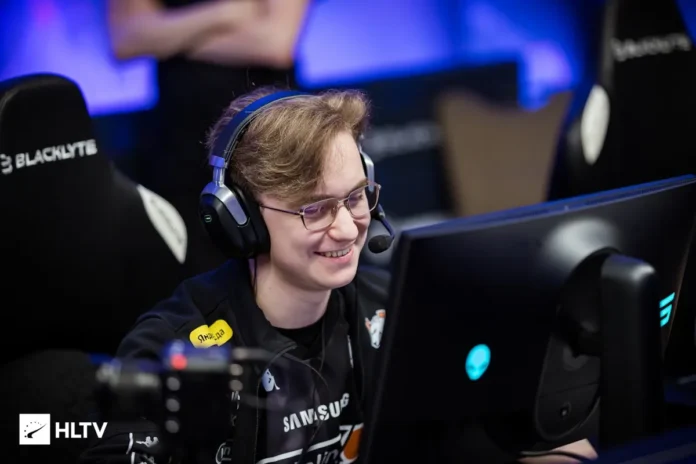 OG, FL4MUS Transferini Duyurdu!